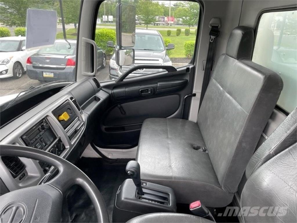 Hino 268A Umpikorikuorma-autot