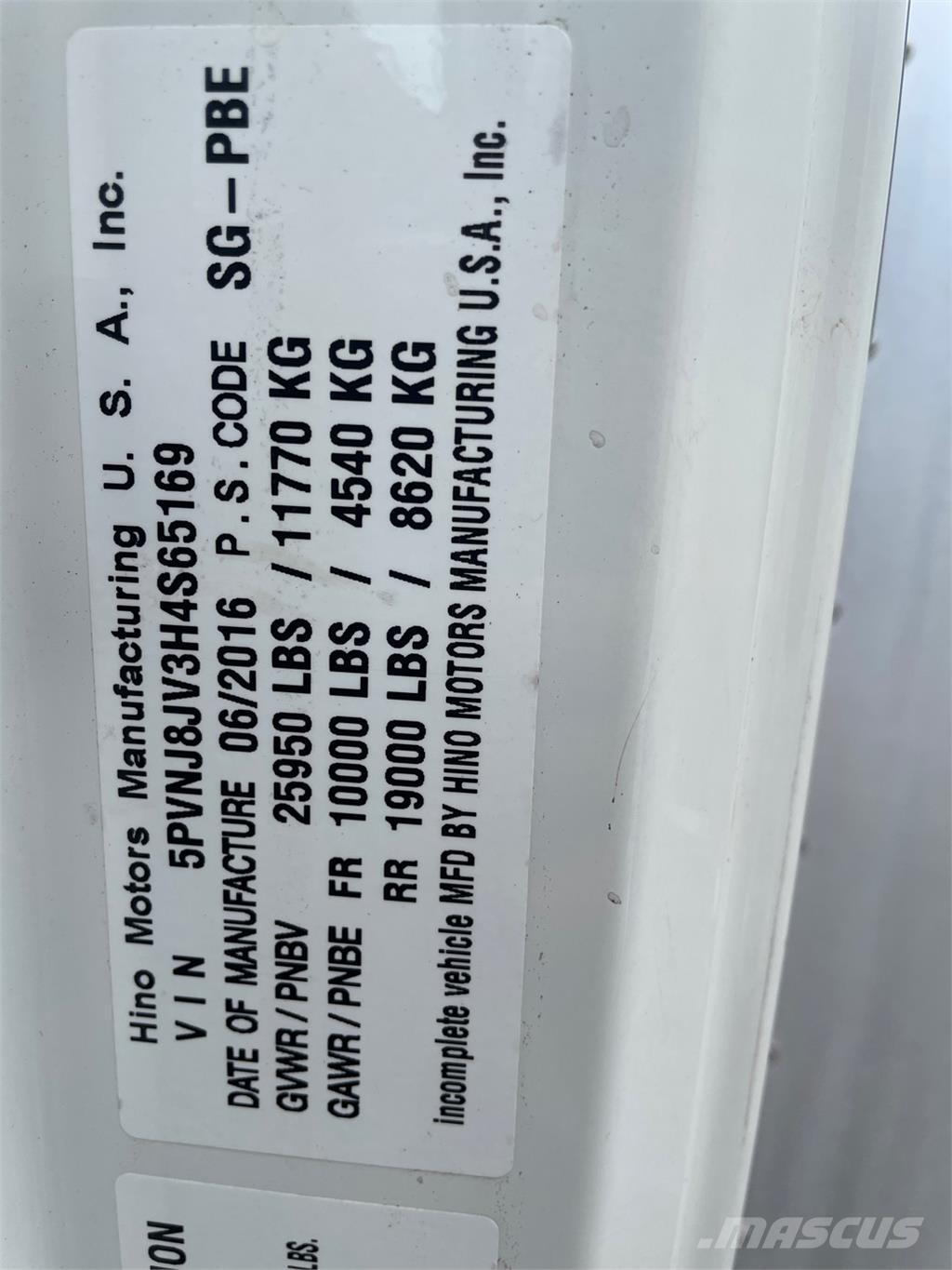 Hino 268A Umpikorikuorma-autot