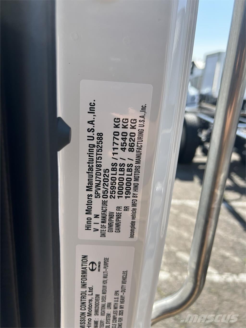 Hino L6 Umpikorikuorma-autot