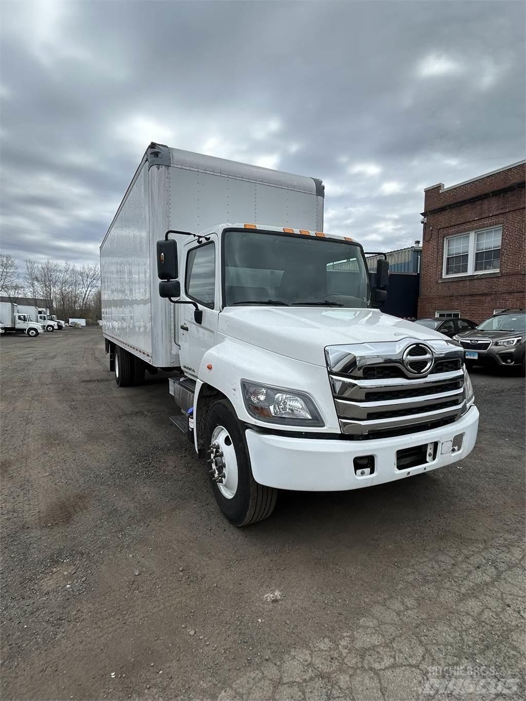 Hino L6 Umpikorikuorma-autot