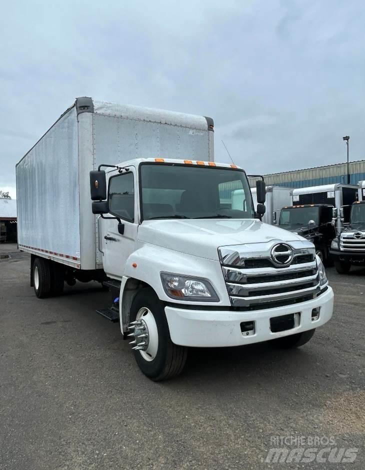 Hino L6 Umpikorikuorma-autot