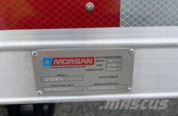 International 4300 Umpikorikuorma-autot