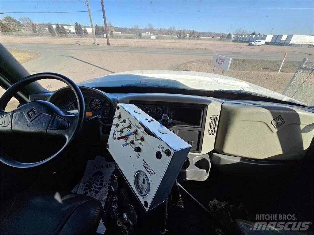 International 7000 Kuorma-autoalustat