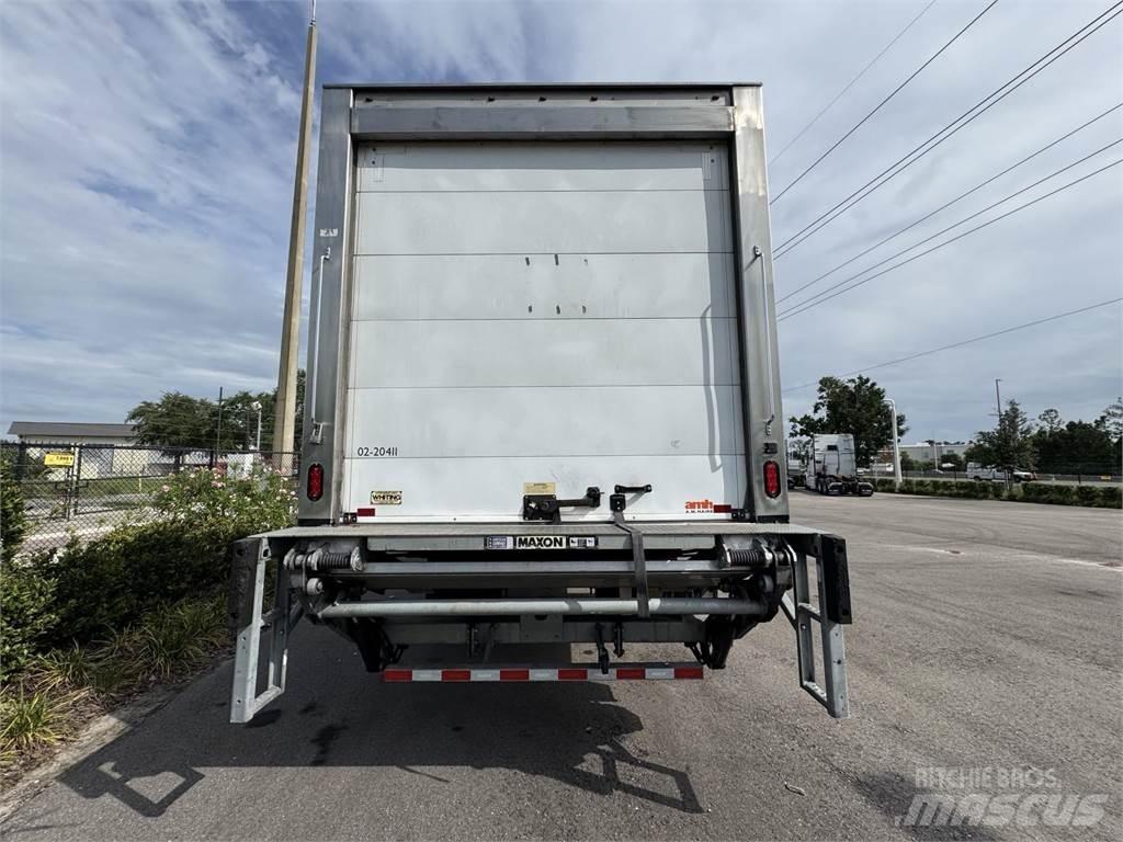 Isuzu FTR Umpikorikuorma-autot
