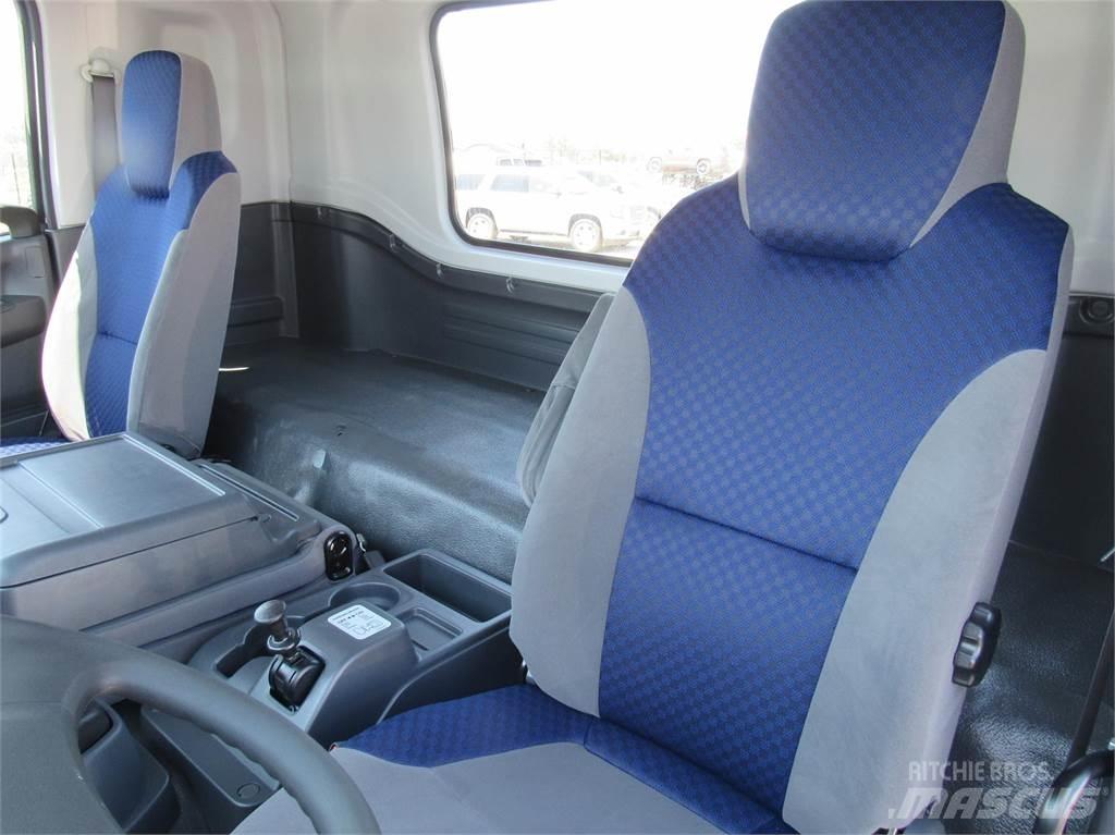 Isuzu FTR Diesel Kuorma-autoalustat