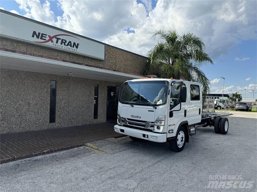 Isuzu NPR-1G404 Vetopöytäautot