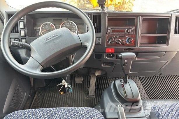 Isuzu NPR HD Umpikorikuorma-autot