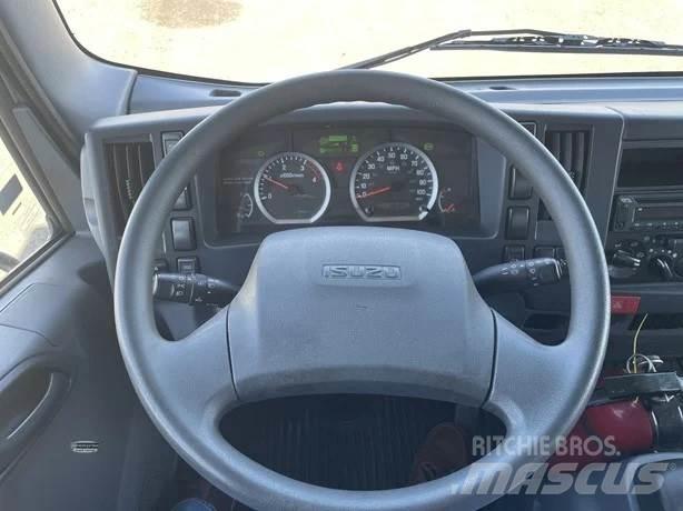 Isuzu NPR XD Umpikorikuorma-autot