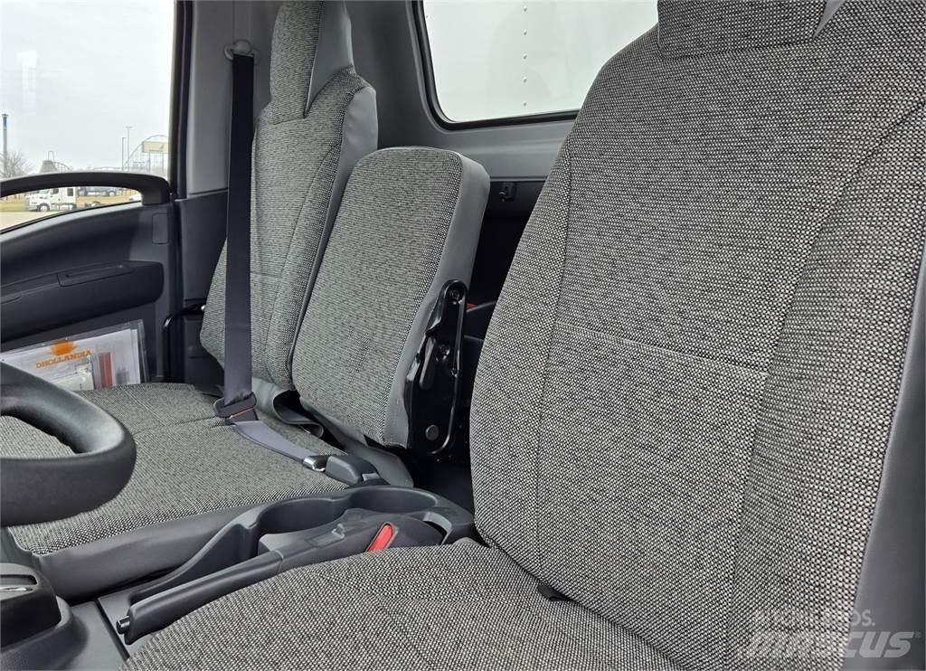 Isuzu NPRHD Umpikorikuorma-autot