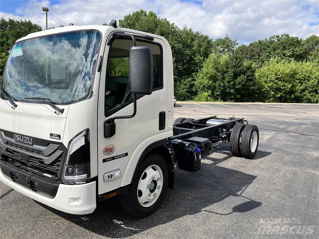 Isuzu NRR Kuorma-autoalustat