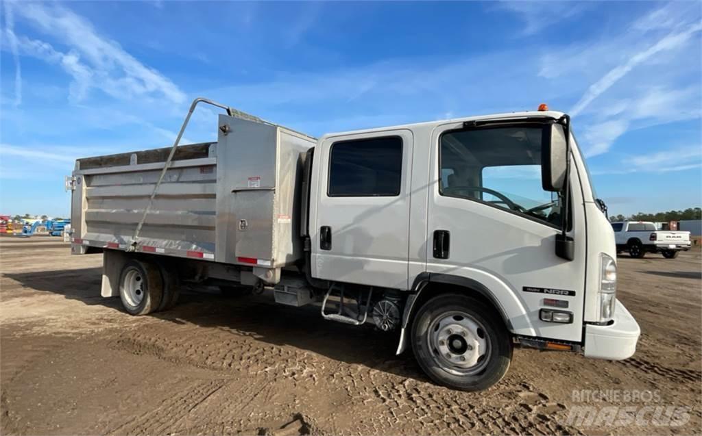 Isuzu NRR DC Sora- ja kippiautot