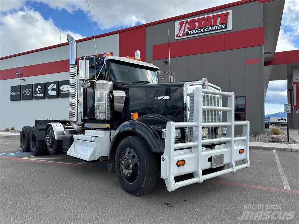 Kenworth CONSTRUCTION Vetopöytäautot