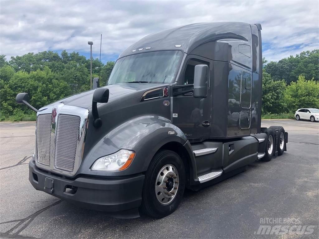 Kenworth T680 Vetopöytäautot