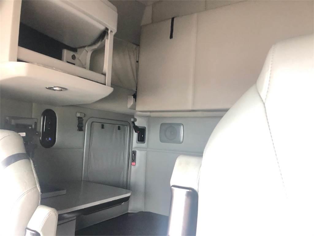 Kenworth T680 Vetopöytäautot