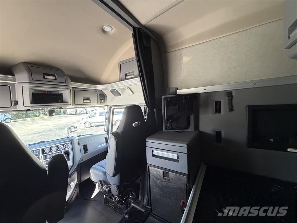Mack AN64T Vetopöytäautot