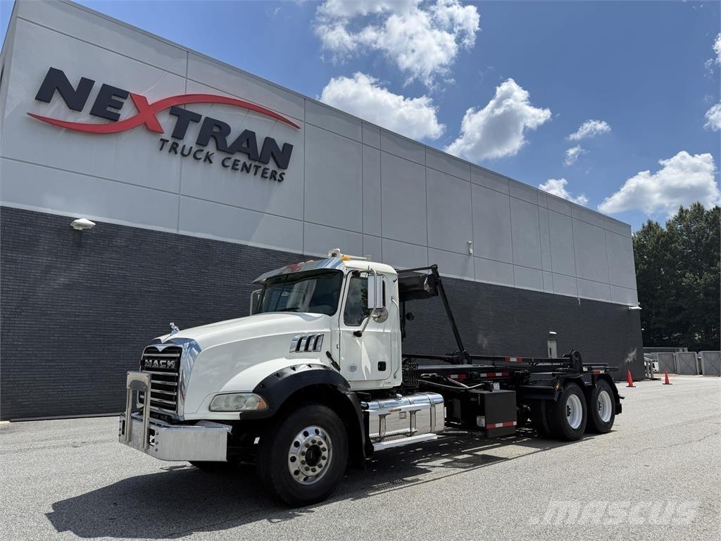 Mack GR64B Muut kuorma-autot