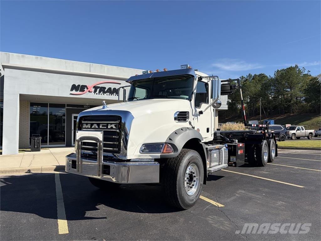 Mack GR64B Muut kuorma-autot