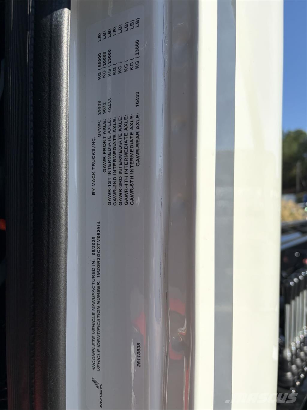 Mack GR64B Muut kuorma-autot