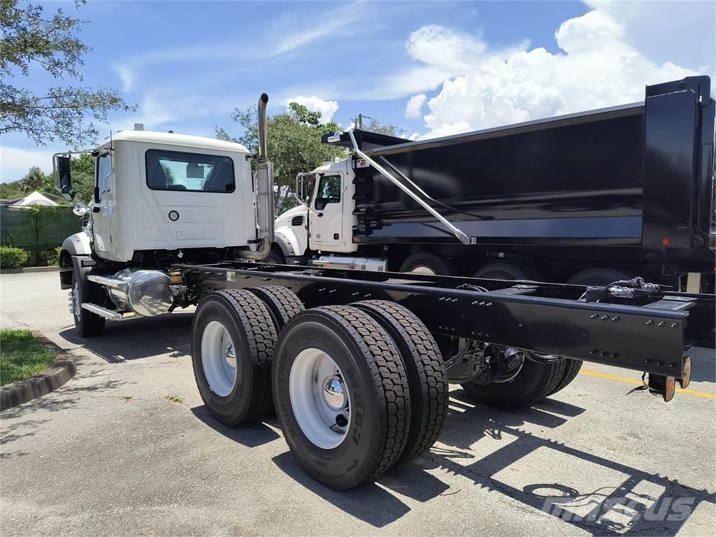 Mack GR64BX Betonikuorma-autot