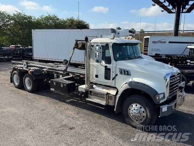 Mack GR64F Muut kuorma-autot