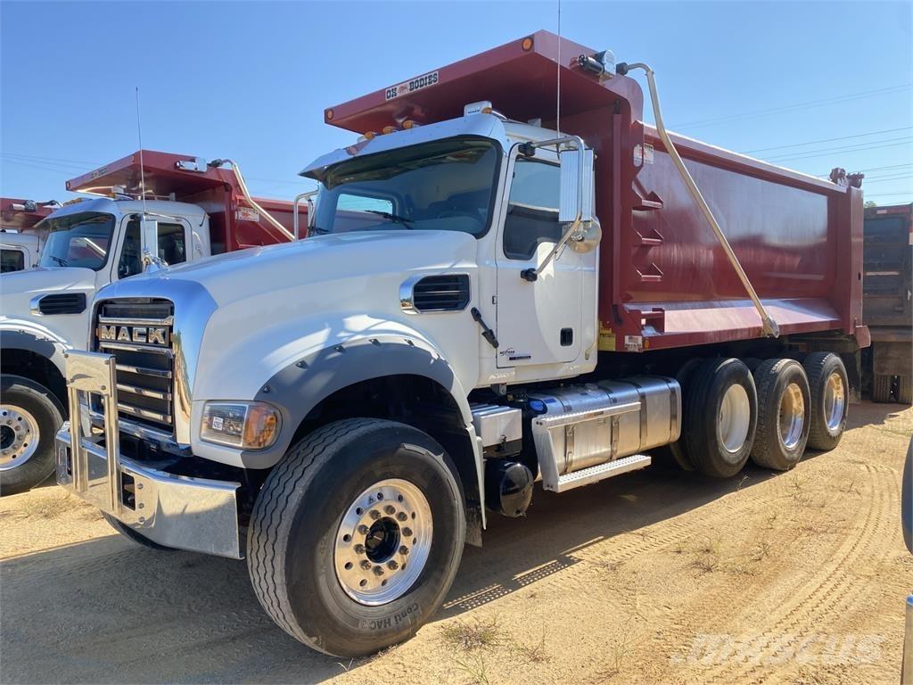 Mack GR64F Sora- ja kippiautot
