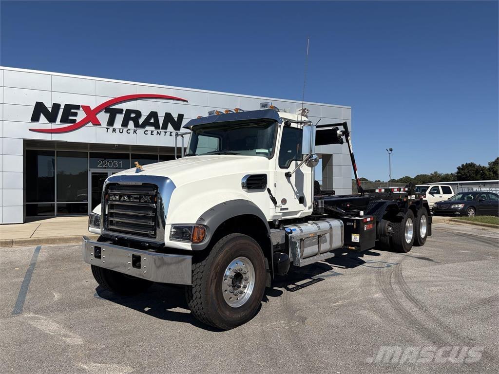 Mack GR64F Muut kuorma-autot