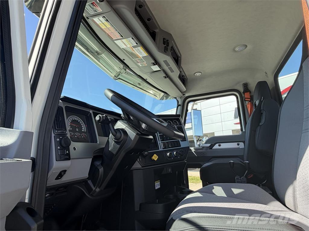 Mack GR64F Muut kuorma-autot