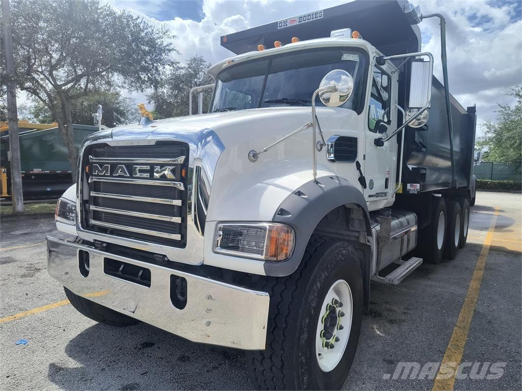 Mack GR64FR Sora- ja kippiautot