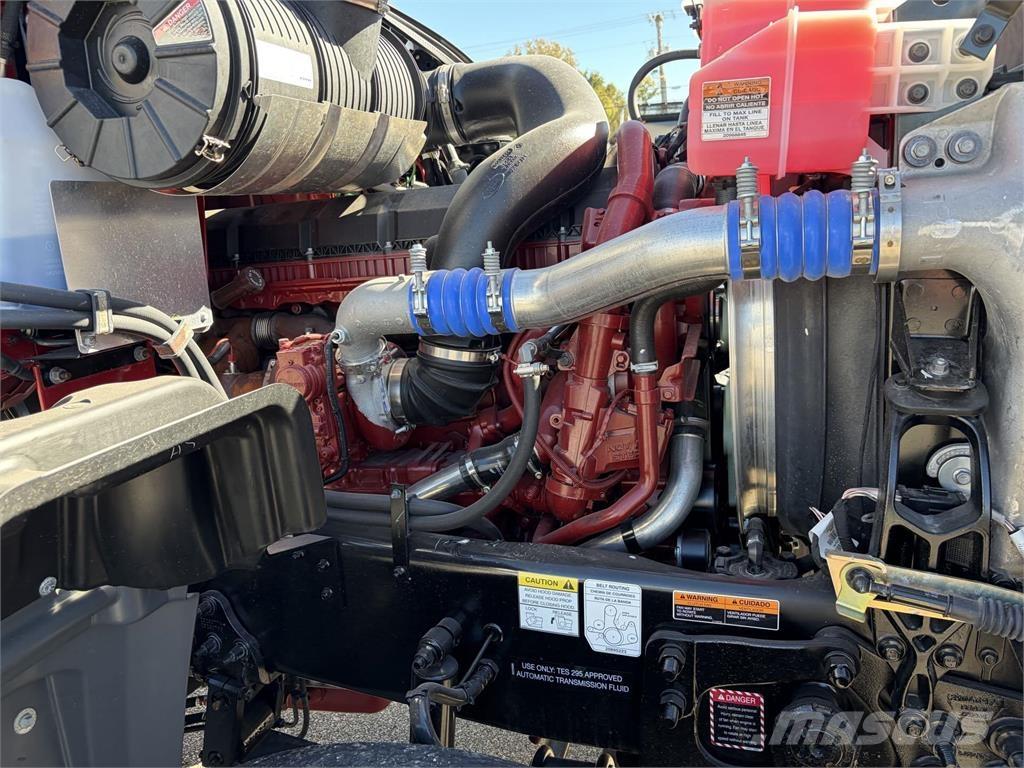 Mack GR64FR Betonikuorma-autot