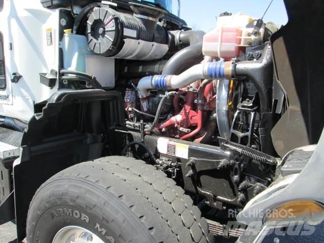 Mack GU713 Muut kuorma-autot