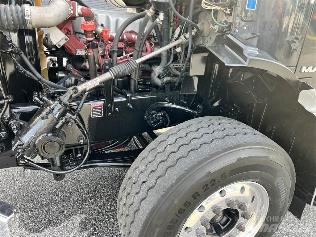 Mack GU813 Muut kuorma-autot