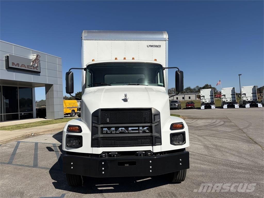 Mack MD6 42R Umpikorikuorma-autot