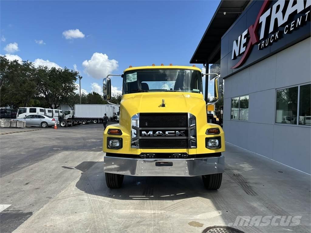 Mack MD7 42R Muut metsäkoneet
