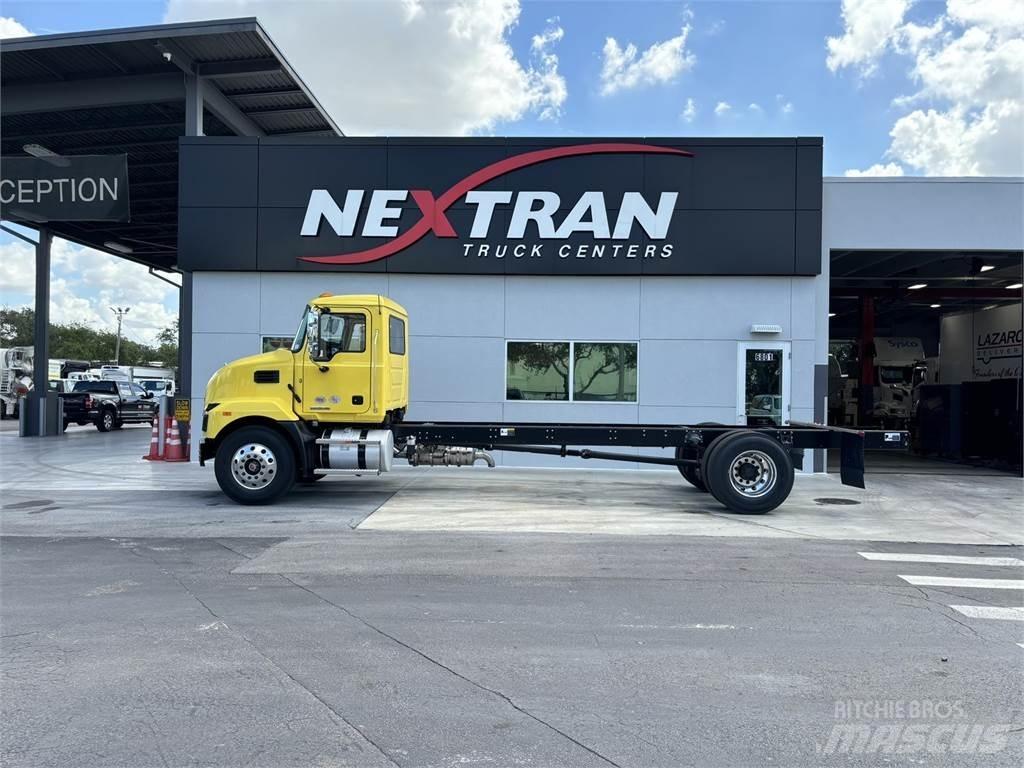 Mack MD7 42R Muut metsäkoneet