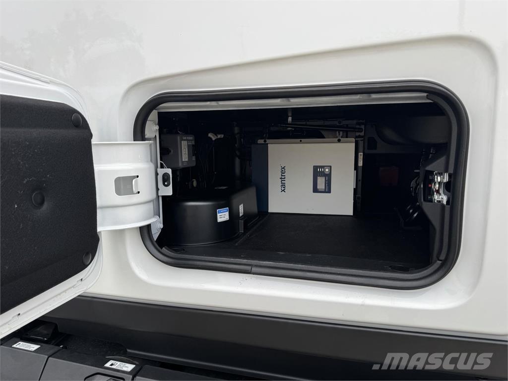 Mack PR64T Vetopöytäautot