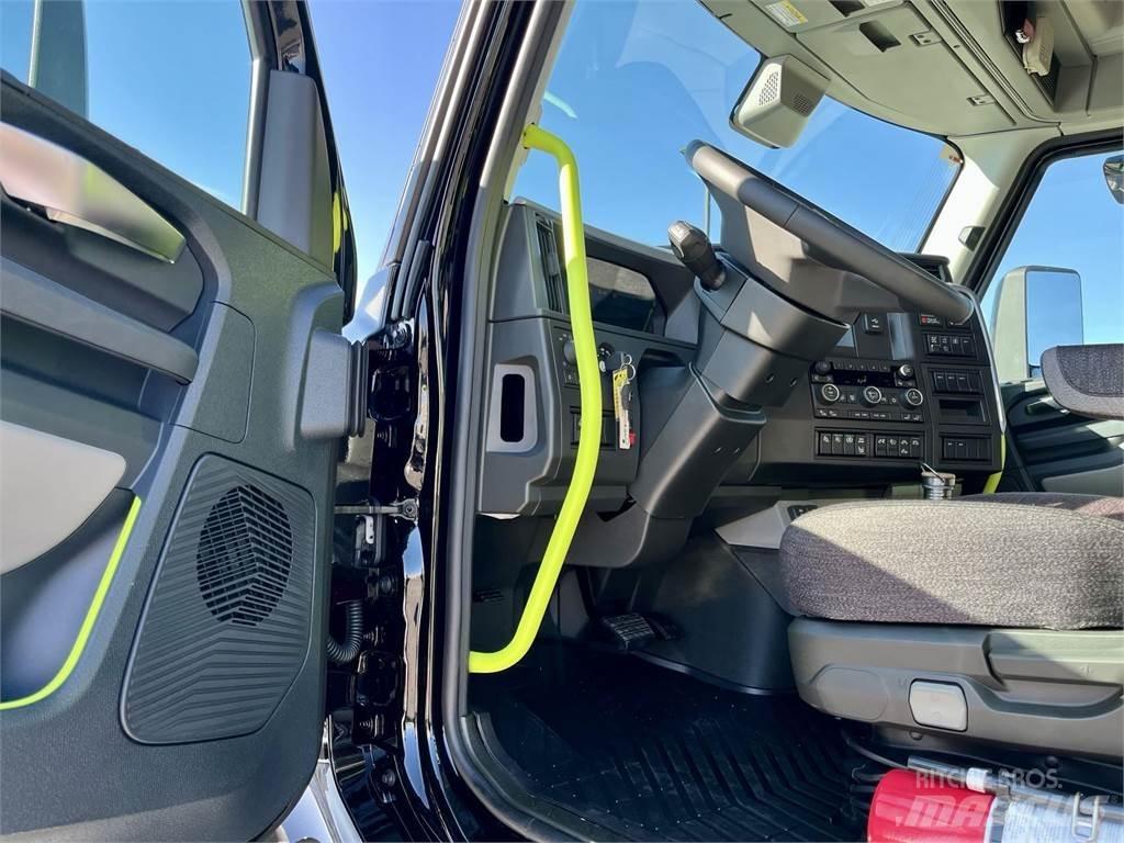 Volvo VNL64T640 Vetopöytäautot
