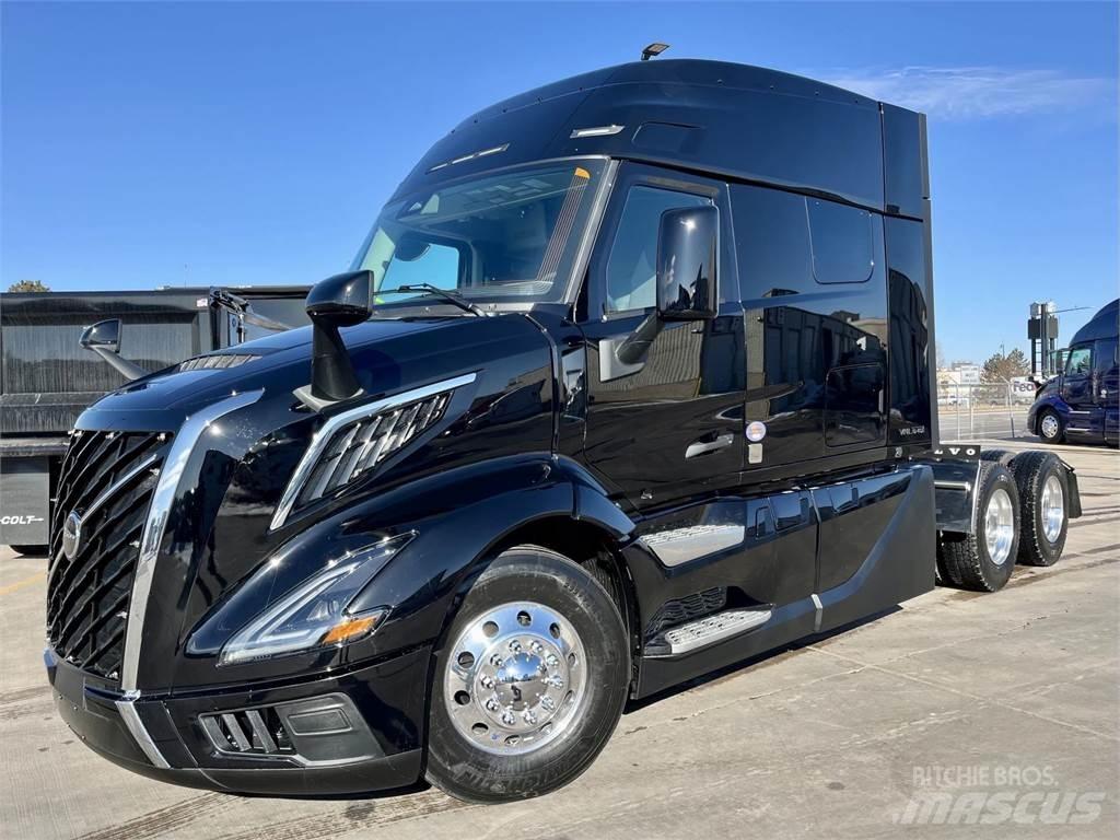Volvo VNL64T640 Vetopöytäautot