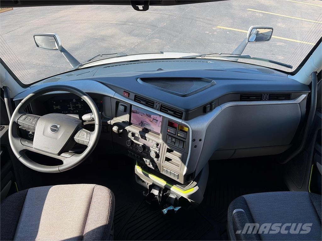 Volvo VNL64T860 Vetopöytäautot