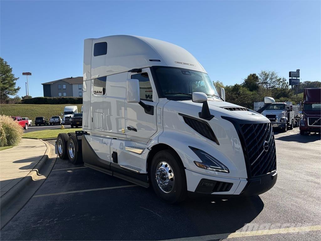 Volvo VNL64T860 Vetopöytäautot