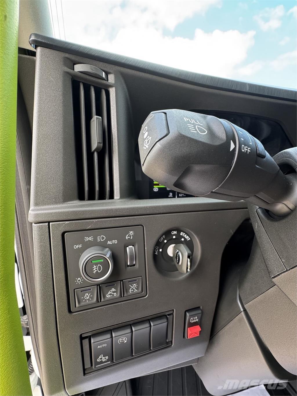 Volvo VNL64T860 Vetopöytäautot