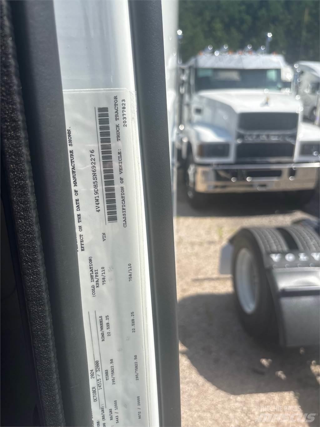 Volvo VNR42T300 Vetopöytäautot