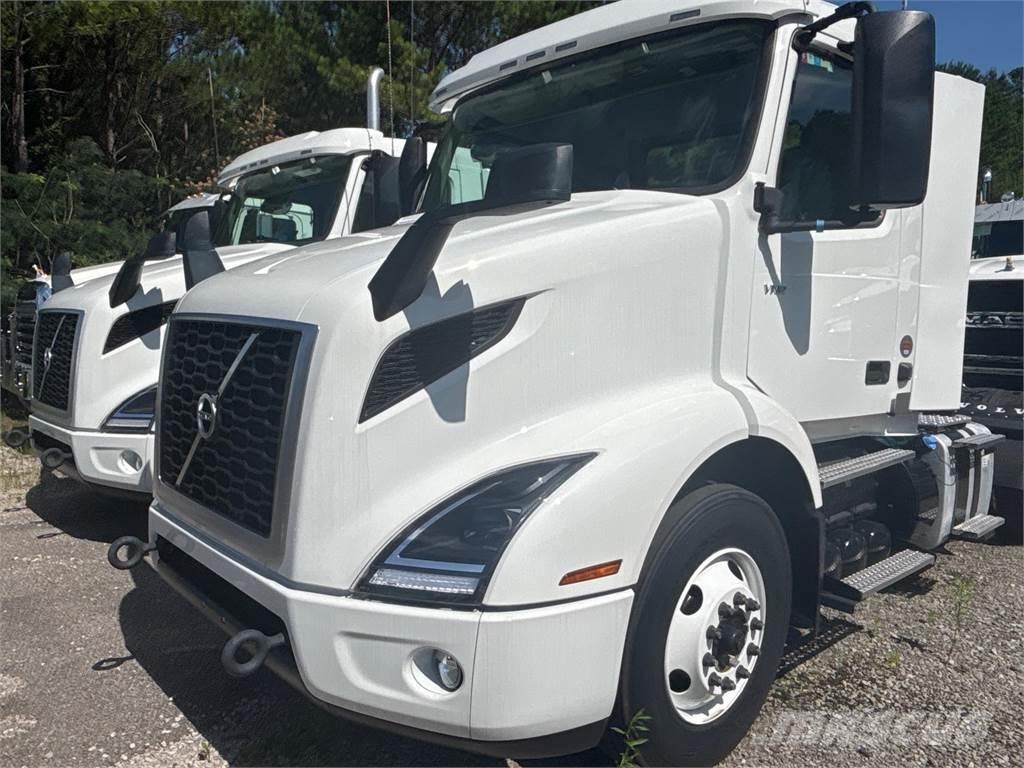 Volvo VNR42T300 Vetopöytäautot