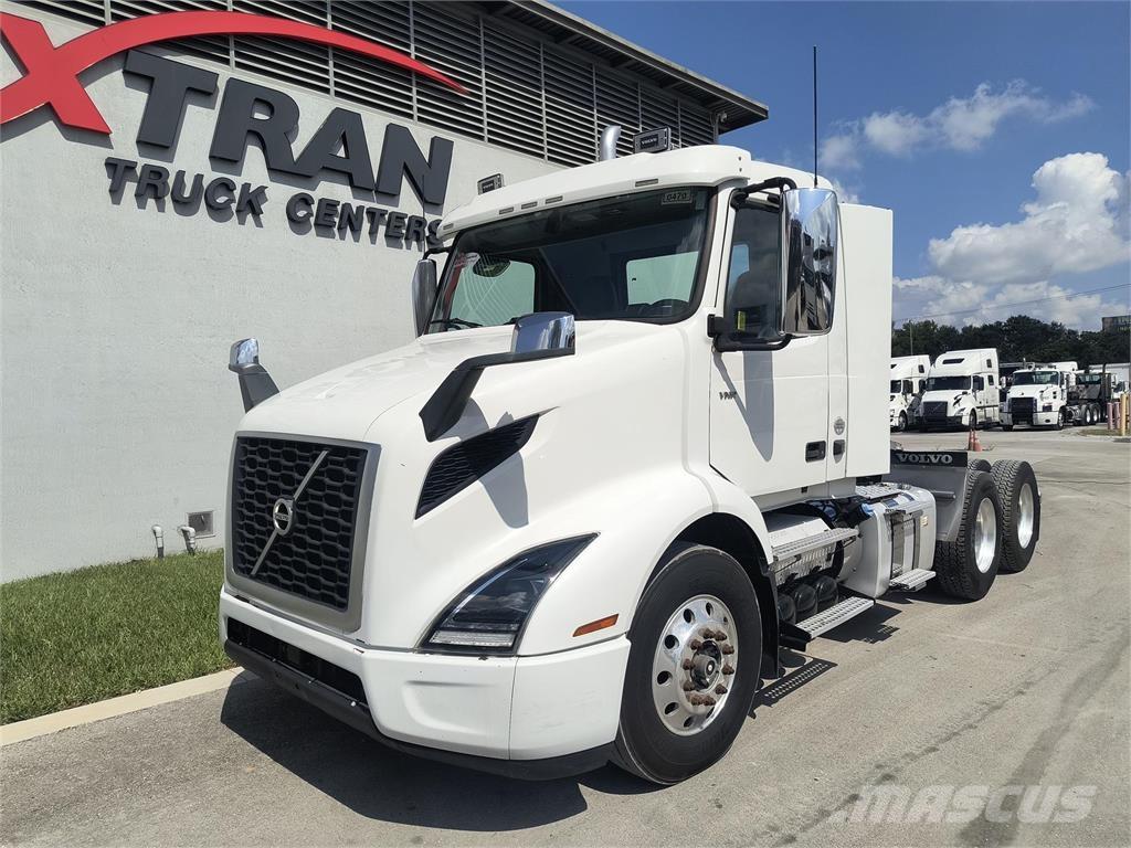 Volvo VNR64T Vetopöytäautot