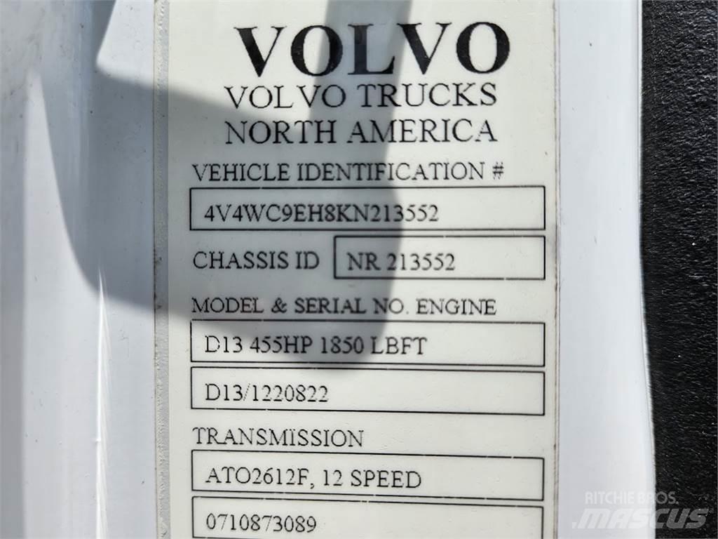 Volvo VNR64T300 Vetopöytäautot