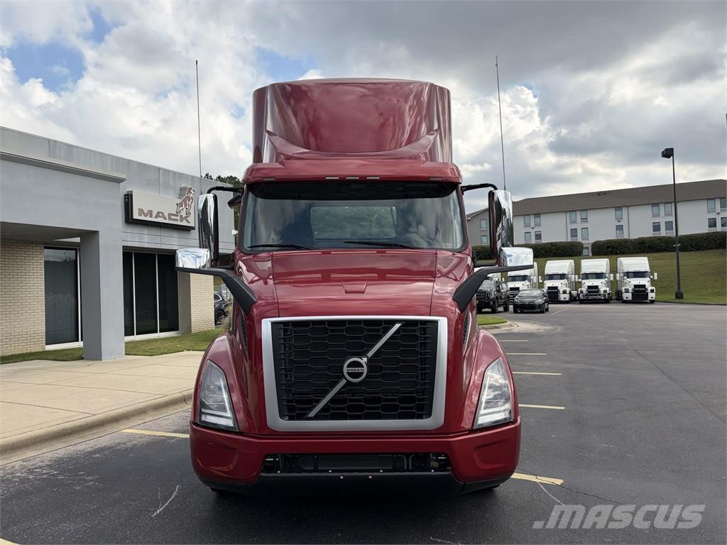 Volvo VNR64T300 Vetopöytäautot