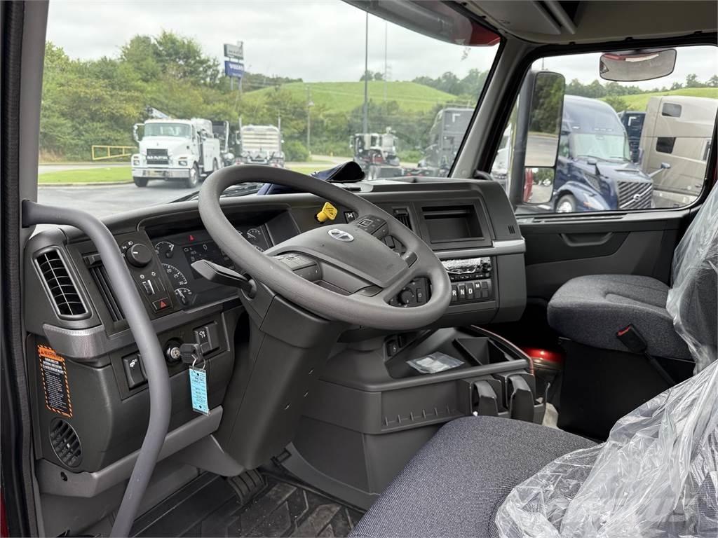 Volvo VNR64T300 Vetopöytäautot