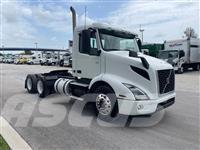 Volvo VNR64T300 Vetopöytäautot