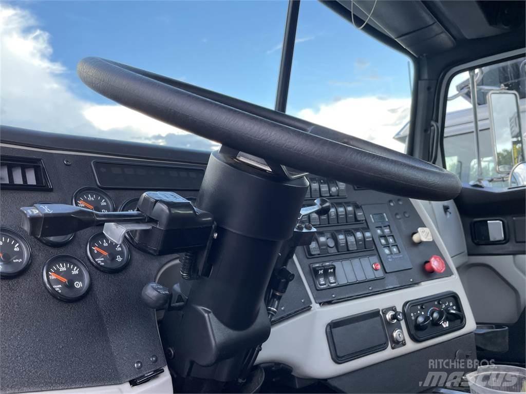 Wstar 4700SB Muut kuorma-autot