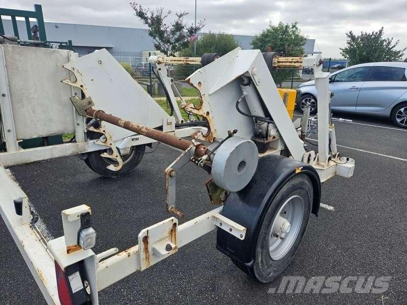 Adoc 3T5 Lavaperävaunut