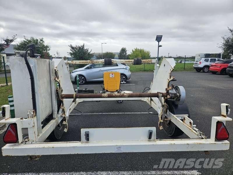 Adoc 3T5 Lavaperävaunut